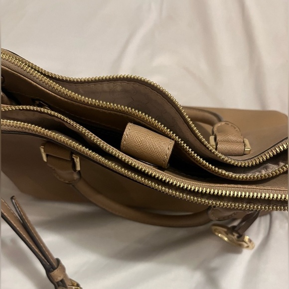 Michael Kors Tan Leather Sutton Satchel Shoulder Purse - Picture 5 of 9